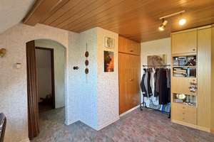 Sanierungsbedürftige Doppelhaushälfte mit Anbau - TOP-Wohnlage! – 63075 Waldheim, Offenbach am Main – Vorschaubild 23