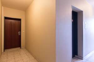 2,5-Zimmer-Wohnung mit großer Loggia, EBK & Garage in ruhiger Waldrandlage – Die vollständige Adresse der Immobilie erhältst du vom Anbieter., 31139 Neuhof / Hildesheimer Wald / Marienrode, Hildesheim – Vorschaubild 13