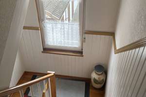 +OF-Bürgel+ Alter Ortskern+ 2-3 FH Altbau auf kl. Grundstück, Doppelgarage und Laube – 63075 Bürgel, Offenbach am Main – Vorschaubild 12