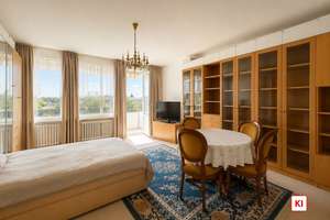 Renovierungsbedürftige, vermietete 1-Zimmer-Wohnung mit großem Balkon und Hallenbad – Die vollständige Adresse der Immobilie erhältst du vom Anbieter., 81735 Neuperlach, München – Vorschaubild 2