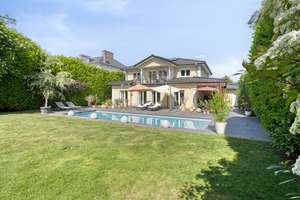Mediterrane Landhausvilla mit traumhaftem Pool – Die vollständige Adresse der Immobilie erhältst du vom Anbieter., 40667 Meerbusch – Vorschaubild 32