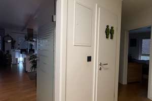 Moderne 3-Zimmer-Wohnung (BJ 2015) mit 2 Tiefgaragenstellplätzen, Aufzug und hochwertiger Ausstattun – Frankfurter Straße 33, 65779 Kelkheim (Taunus) – Vorschaubild 7