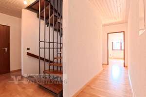 Einfamilienhaus mit ELW in sehr guter Lage mit 2 Garagen und 1 Carport – Die vollständige Adresse der Immobilie erhältst du vom Anbieter., 72766 Sondelfingen, Reutlingen – Vorschaubild 16
