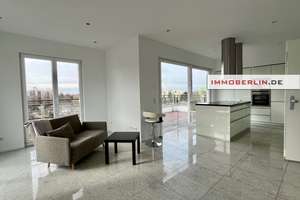 IMMOBERLIN.DE - Exquisites Penthouse: Moderne Wohnung mit großer Westterrasse & Lift – Die vollständige Adresse der Immobilie erhältst du vom Anbieter., 12107 Mariendorf, Berlin – Vorschaubild 1