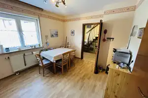 Wohnen auf einer Ebene mit Garage, Doppelcarport und Garten – Flurstraße 6, 67744 Kusel (Kreis) – Vorschaubild 5