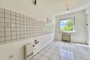 Attraktive 3-Zimmer-DG-Wohnung in Höntrop – gepflegt, renoviert & sofort bezugsfrei – Die vollständige Adresse der Immobilie erhältst du vom Anbieter., 44869 Höntrop, Bochum – Vorschaubild 7