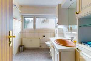 MFH mit 3 Wohneinheiten, Garage, Balkon, Terrasse und Garten – Breslauer Str. 5, 66994 Südwestpfalz (Kreis) – Vorschaubild 13