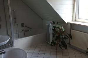 Familientraum - Sonnige Doppelhaushälfte mit Garten, Terrasse, Balkon, Garage und Stellplatz – Unterfeldweg 6, 85276 Pfaffenhofen an der Ilm – Vorschaubild 9