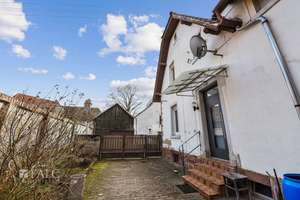 Doppelhaushälfte mit Schopf im Sanierungsgebiet - Verwandeln Sie Potenzial in Wohnträume! – Die vollständige Adresse der Immobilie erhältst du vom Anbieter., 76229 Grötzingen, Karlsruhe – Vorschaubild 2