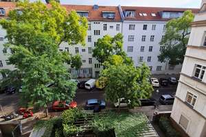 Sanierte 2,5-Raum-Wohnung mit Balkon und Einbauküche in Berlin-Neukölln - Teilmöbeliert – Die vollständige Adresse der Immobilie erhältst du vom Anbieter., 12043 Neukölln (Ortsteil), Berlin – Vorschaubild 26