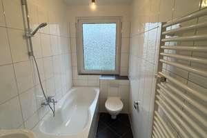 Frisch renovierte 3-Zimmer-Wohnung in schöner Lage! – Bronkhorststr. 106, 47137 Obermeiderich, Duisburg – Vorschaubild 9