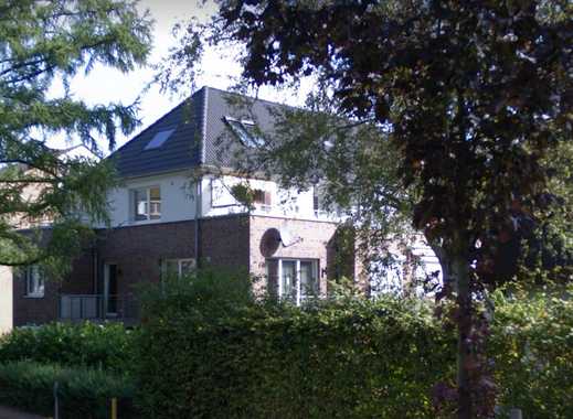 Gepflegte 3-Zimmer-Wohnung mit Balkon und Einbauküche in Farmsen-Berne, Hamburg