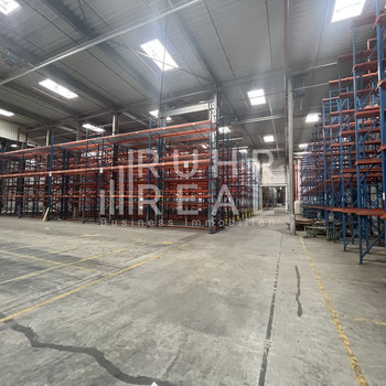 16.200 m² Hallenfläche mit Rampen | RUHR REAL