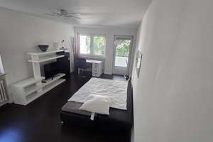 Möbliertes XL-Zimmer (21m²) in stilvoller 3er-Studenten-WG – München, Spitzwegstraße – Spitzwegstraße 15, 81373 Untersendling, München – Vorschaubild 4