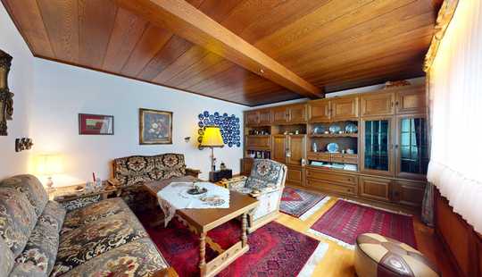 Bild von Charmantes Einfamilienhaus mit Garten und Garage