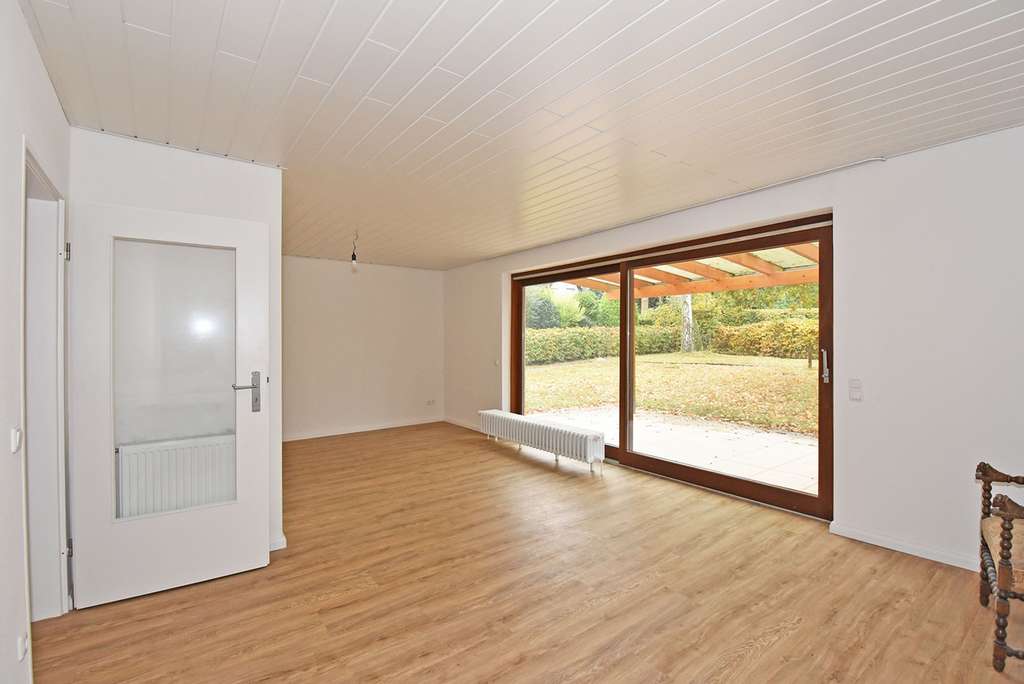 Immobilie in Wohltorf - Ideal für Paare und kleine Familien: Teilrenoviertes Einfamilienhaus mit 4 Zimmern und Vollkeller - Bild 4