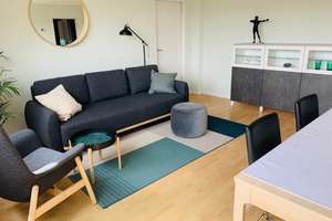 Zentrale möblierte 2-Zimmer-Wohnung (5. OG, kein Aufzug)