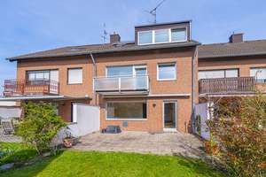 Platzwunder mit Gestaltungsfreiraum – Reihenmittelhaus mit Garage und Stellplätzen in gefragter Lage – Die vollständige Adresse der Immobilie erhältst du vom Anbieter., 41066 Bettrath-Hoven, Mönchengladbach – Vorschaubild 2