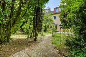 Familienhaus mit großem Entwicklungspotenzial, Hobbyraum & Studio im begehrten Österreicherviertel – Radstädterstraße 8, 80687 Am Westbad, München – Vorschaubild 20