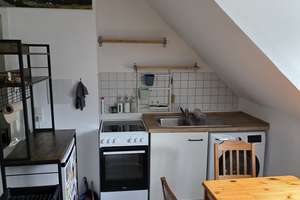 Kleine 1,5-ZW im Dachgeschoss -  Mönchberg! – Zweierweg 3a, 97074 Frauenland, Würzburg – Vorschaubild 2