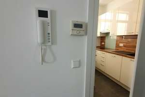 S-West - Neu renoviert! Große 3-Zimmer-WHG mit EBK u. kleinem Balkon 2.OG – Reinsburgstr. 150, 70197 Rotebühl, Stuttgart – Vorschaubild 4