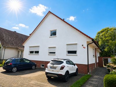 Charmante 2,5-Zimmer-Maisonette Wohnung mit Balkon und Gartenanteil in Klein Hehlen