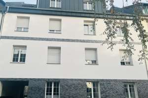 Lichtdurchflutete Wohnung mit Einbauküche - zentral und ruhig gelegen