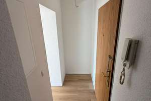 Frisch sanierte 2,5-Zimmer Wohnung nahe der Nordbahntrasse mit Garage – Sedanstraße 24, 42275 Barmen, Wuppertal – Vorschaubild 2