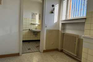 Freistehendes Einfamilienhaus mit Garage und Garten – Krefeld – Vorschaubild 5