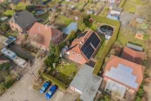 Familientraum in ruhiger Lage mit großem Garten, Pool und Energieklasse B – Neumünster – Vorschaubild 4