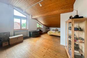 Großzügiges Familiendomizil mit Potenzial für zwei Wohneinheiten und herrlichem Garten – Die vollständige Adresse der Immobilie erhältst du vom Anbieter., 84489 Burghausen – Vorschaubild 15