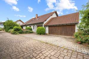 Viel Raum für Ihre Zukunft – Wohnhaus in traumhafter Ortsrandlage von Rindenmoos – Die vollständige Adresse der Immobilie erhältst du vom Anbieter., 88400 Biberach an der Riß – Vorschaubild 3