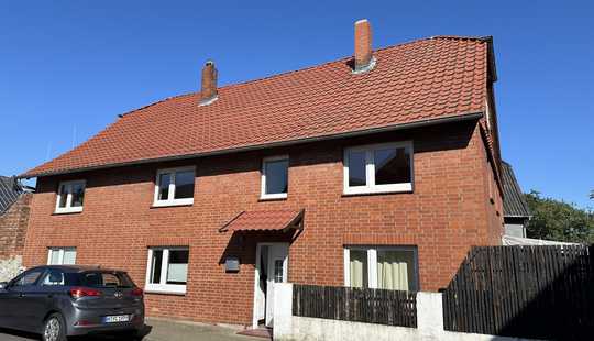 Bild von Einfamilienhaus (Fachwerkstil) mit Einliegerwohnung auf 655 m² Grundstück zu verkaufen.