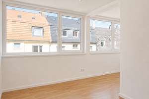Stilvoll modernisierte 2 Zimmer Wohnung mit Fußbodenheizung – Hesselnberg 62, 42285 Barmen, Wuppertal – Vorschaubild 2