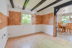 Familienfreundliches EFH mit Kamin, großer Terrasse und idyllischem Garten in ruhiger Lage – Die vollständige Adresse der Immobilie erhältst du vom Anbieter., 42651 Solingen-Mitte, Solingen – Vorschaubild 7