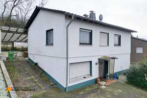 Einfamilienhaus mit drei Garagen und großem Grundstück in Gummersbach-Berghausen – Oberbergischer Kreis – Vorschaubild 4