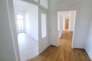 Exklusiv sanierte 2-Zimmer-Wohnung in Altlindenau im Palmengarten Palais – Luppenstraße 28, 4177 Altlindenau, Leipzig – Vorschaubild 2