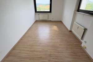 Ruhige Wohnlage, sanierte Wohnung mit Garage – Die vollständige Adresse der Immobilie erhältst du vom Anbieter., 54296 Kürenz, Trier – Vorschaubild 5