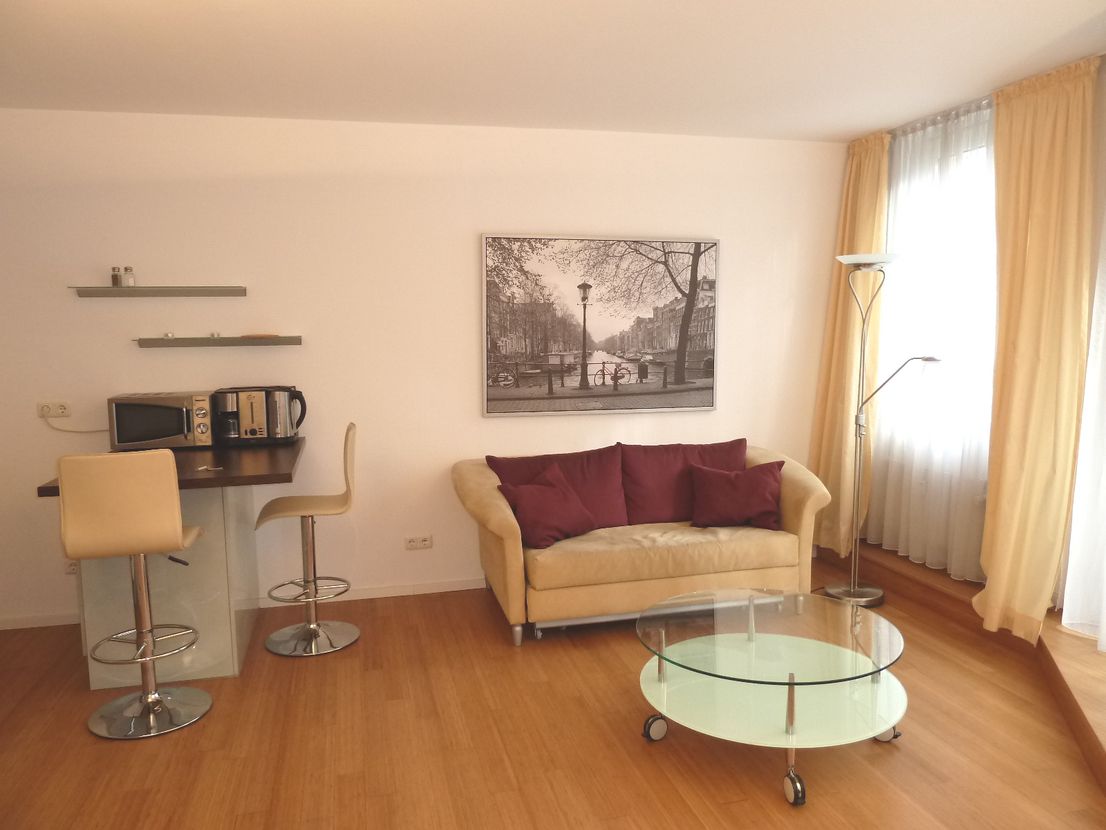 Gut geschnittene 2-Zimmerwohnung...V-E-R-K-A-U-F-T.. image 2