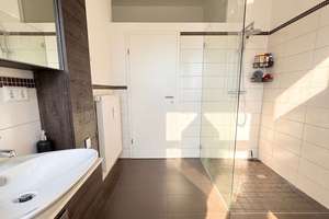 ÄUSSERST GEPFLEGTE 3-ZIMMER-WOHNUNG MIT HOCHWERTIGER EBK UND BALKON IN DILLINGEN A. D. DONAU – Am Galgenberg 16, 89407 Dillingen an der Donau – Vorschaubild 11