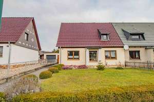 Bezugsfertiges Familienhaus mit Garten & Garage – Vor der Heide 17, 7333 Unterwellenborn – Vorschaubild 14