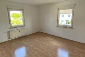 BEL-ETAGE Schwaig: 3 Zi-BALKON+GARTEN, 4 FENSTER-Seiten! Garage! per 1.5.25 FREI!! – Am Bahndamm 24, 90571 Nürnberger Land (Kreis) – Vorschaubild 16