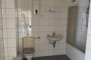 Schöne 2,5-Zimmer-Wohnung in Essen-Stoppenberg in ruhiger Lage – Kersthover Ring 90, 45141 Stoppenberg, Essen – Vorschaubild 3