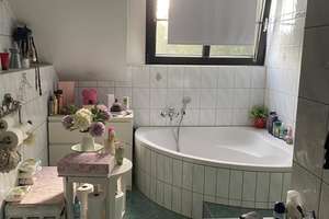 Hausgefühl in ruhiger zweiter Reihe: außergewöhnliche Maisonette mit eigenem Eingang – 47839 Hüls, Krefeld – Vorschaubild 8