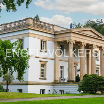 Herrschaftliches Anwesen im Louisa Park