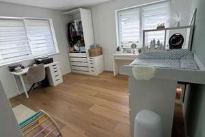 Neubau 2025: Doppelhaushälfte in Altenstadt-Herrenstetten – 132 m², Südgarten, Garage, Wärmepumpe – 89281 Altenstadt – Vorschaubild 9