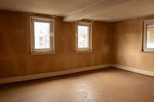 Renovierungsbedürftiges Haus mit 4 Zimmern in Hofheim. Baugenehmigung für 3 WE ist vorhanden!  – Alt Lorsbach 3, 65719 Hofheim am Taunus – Vorschaubild 8