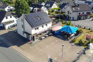 Solides Renditeobjekt – Wohn- und Geschäftshaus mit Anbaupotenzial und Photovoltaik – Die vollständige Adresse der Immobilie erhältst du vom Anbieter., 33803 Steinhagen – Vorschaubild 2