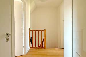 Helles Reihenmittelhaus mit Westgarten unweit der Elbe zum Kauf in Blankenese - Wentzel Dr. – Die vollständige Adresse der Immobilie erhältst du vom Anbieter., 22587 Blankenese, Hamburg – Vorschaubild 24
