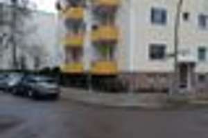 Provisionsfrei* Modernisierte, voll möblierte 2-Zimmer-Wohnung mit Balkon & Top-Anbindung in Berlin- – Bruchwitzstr. 2, 12247 Lankwitz, Berlin – Vorschaubild 2